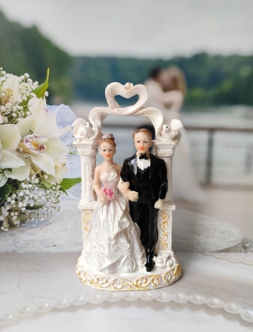 Свадебные фигурки на торт: фигурки невесты и жениха