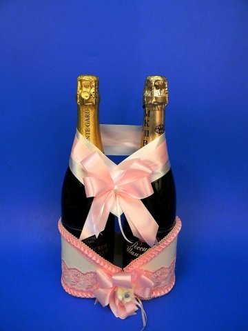 корзинка для шампанского розовая купить