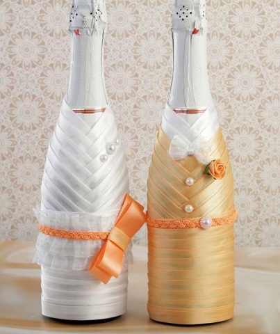 чехлы на свадебное шампанское персиковые Жених и Невеста купить