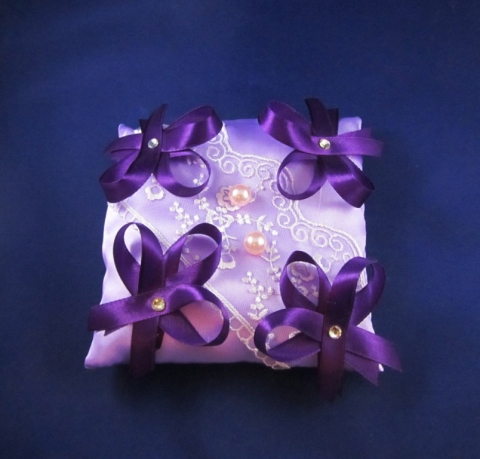подушечка под кольца фиолетовая фото