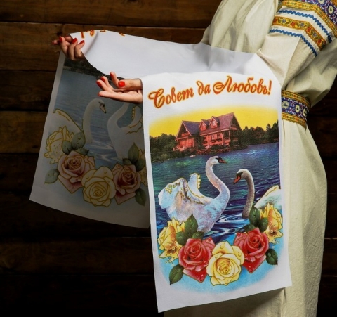 рушник синий с лебедями фото sale-svadba.ru