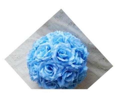 шар из искусственных цветов голубой фото