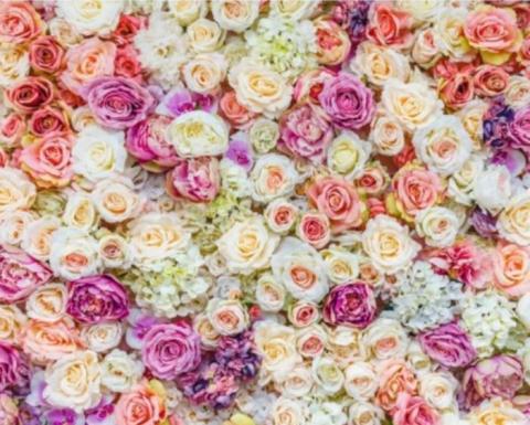 фотостена, прессволл розы фотозона на свадьбу с сиреневыми розами продажа