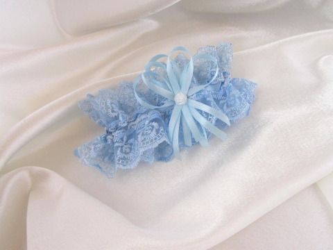 голубая подвязка невесты фото