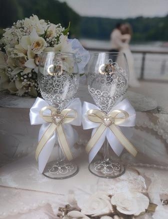 свадебные бокалы белый айвори продамсегодня 11:26