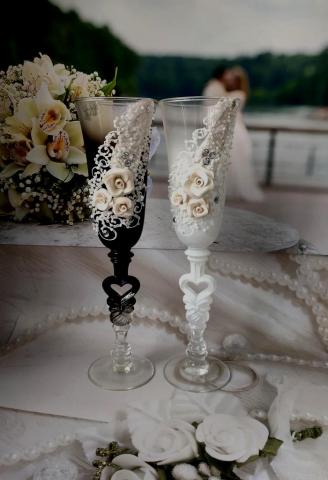 свадебные бокалы Жених и Невеста с цветочным ручным декором