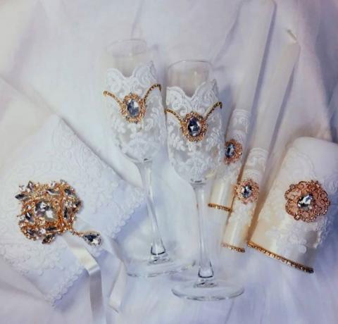 белый свадебный набор восточный стиль премиум фото