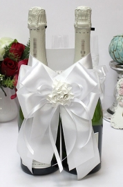Белое украшение  на свадебное шампанское &quot;Римма&quot; 000584