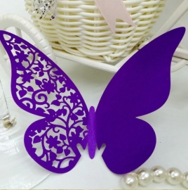 Фиолетово-бордовая рассадочная карточка  с переливом &quot; Бабочка&quot; на бокал 001082
