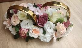 Кольца на свадебную машину с пудровыми розами 02643