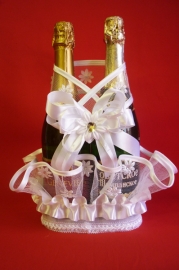 корзиночка для шампанского белая с цветочками