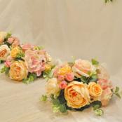 персиковые цветочные композиции для свадебных столов