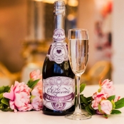 наклейки на свадебное шампанское сиренево-фиолетовые