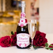 аукционное свадебное шампанское наклейки красные