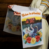 рушник синий с лебедями фото sale-svadba.ru