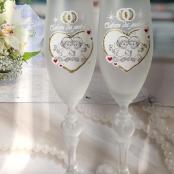 свадебные бокалы белые с ангелочками фото