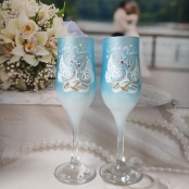 голубые свадебные бокалы фото