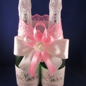 украшение на шампанское бело-розовое фото